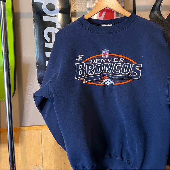 Men’s NFL Denver Broncos Crewneck - Picture 2 of 8